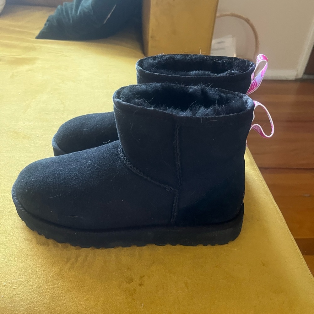 Brand new mini Uggs (no box)